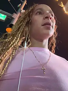 Shuggabutt online show from 20, 9, 2025