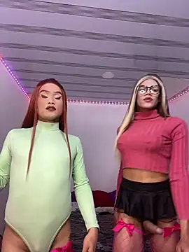 Snapshot of big_girl21cm chatting on 8, 2, 2026 big girl21cm online show from 8, 2, 2026