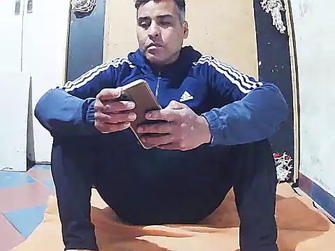 Snapshot of DiAntool chatting on 26, 10, 2025 DiAntool online show from 26, 10, 2025