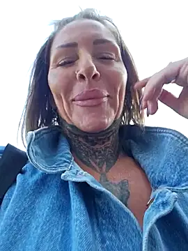 YourMommyBlair online show from 8, 11, 2025