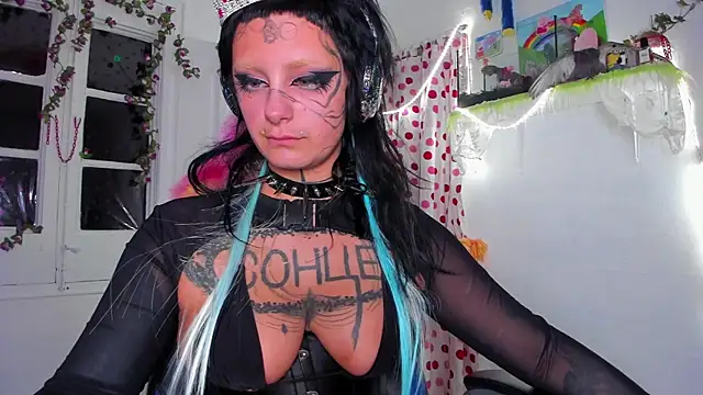 lady sontse  online show from 27, 11, 2025