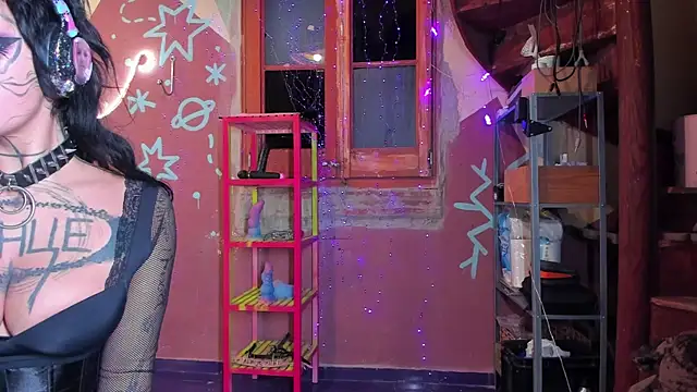 lady sontse  online show from 8, 11, 2025