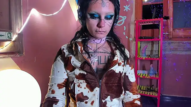 lady sontse  online show from 7, 11, 2025