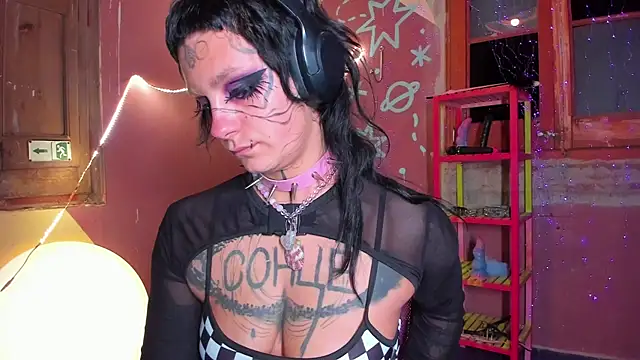 lady sontse  online show from 9, 11, 2025