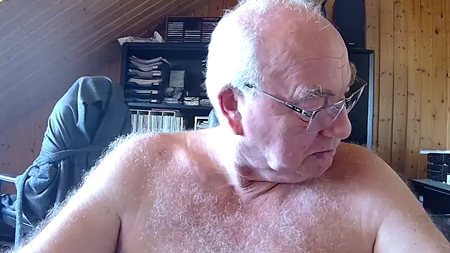 Snapshot of biggandybig chatting on 24, 6, 2026 biggandybig online show from 24, 6, 2026
