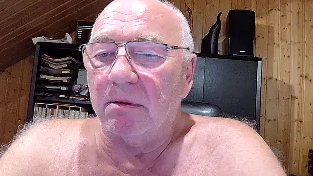 Snapshot of biggandybig chatting on 15, 7, 2026 biggandybig online show from 15, 7, 2026