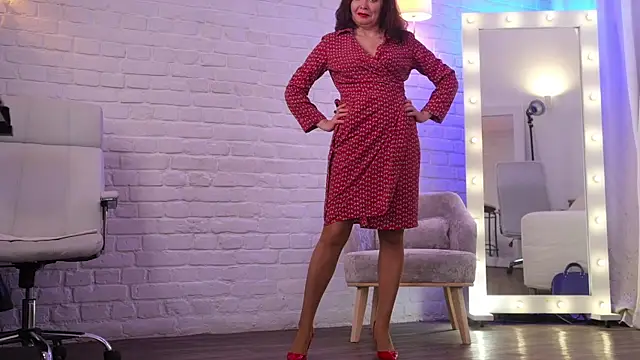 Nylon Legs online show from 23, 5, 2026