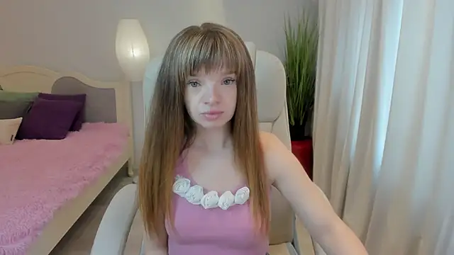 Eva Rosec online show from 13, 3, 2025