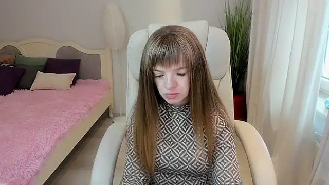 Eva Rosec online show from 15, 3, 2025