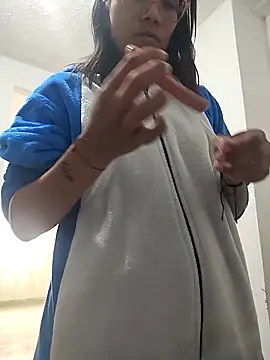 Yaumiko online show from 12, 3, 2026