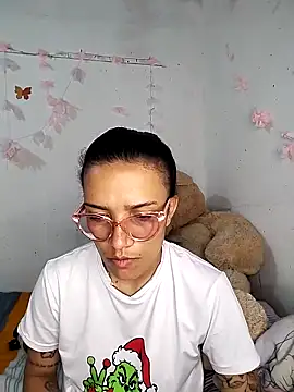 Yaumiko online show from 5, 2, 2026