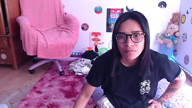 Yaumiko online show from 9, 3, 2025