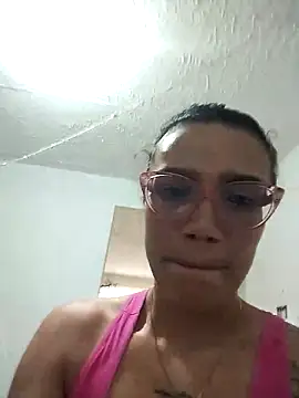 Snapshot of Yaumiko chatting on 8, 5, 2026 Yaumiko online show from 8, 5, 2026