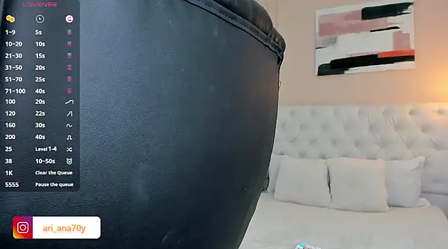 LOISE-XX online show from 6, 2, 2025