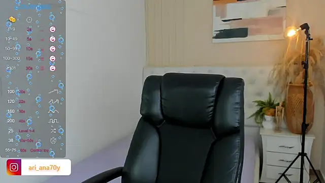 Snapshot of LOISE-XX chatting on 20, 6, 2026 LOISE-XX online show from 20, 6, 2026