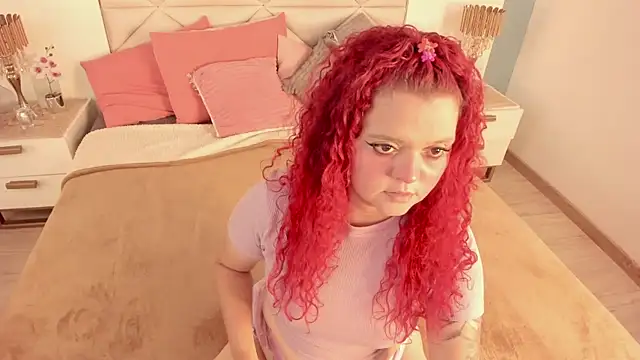 Twwiiggy online show from 18, 9, 2025