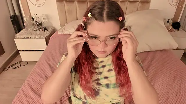 Twwiiggy online show from 17, 3, 2025