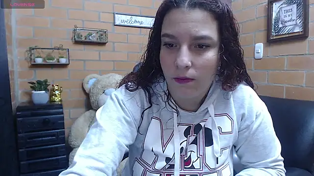 alexia 87 online show from 12, 9, 2025