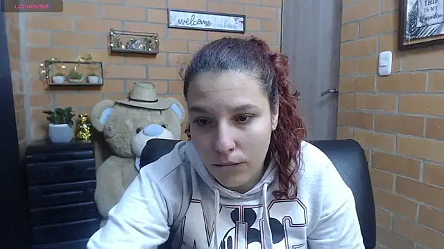 alexia 87 online show from 21, 9, 2025