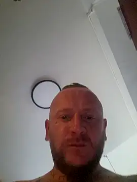 RomWoolf online show from 1, 1, 2025