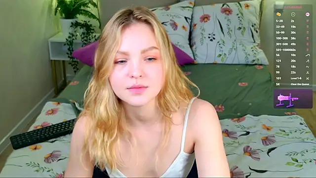 Snapshot of stay_with_alice chatting on 14, 11, 2025 stay with alice online show from 14, 11, 2025