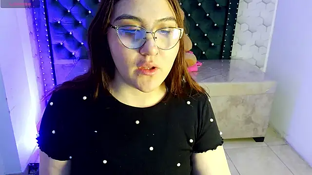 conniejames m online show from 27, 6, 2026