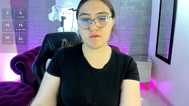 conniejames m online show from 18, 11, 2025