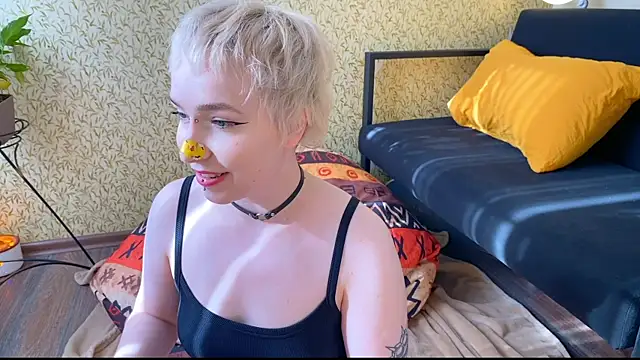 EmmyAmbros online show from 22, 3, 2025