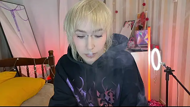 EmmyAmbros online show from 28, 2, 2026