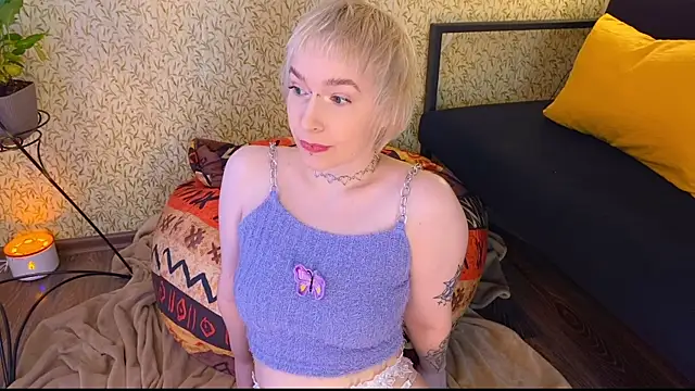 EmmyAmbros online show from 2, 3, 2025