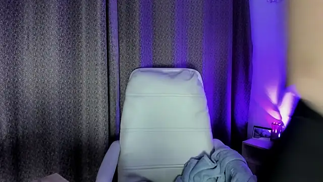 ValentinaaF online show from 18, 9, 2025