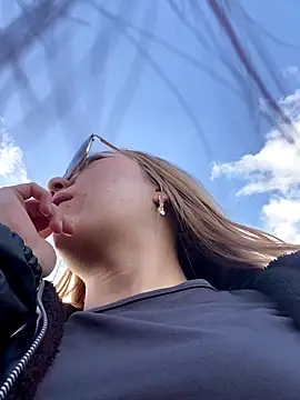 melody-dy online show from 10, 9, 2025