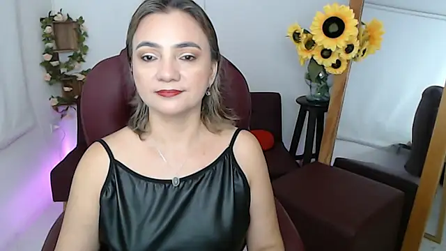Snapshot of ana_milf chatting on 5, 7, 2026 ana milf online show from 5, 7, 2026