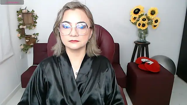 ana milf online show from 2, 5, 2026