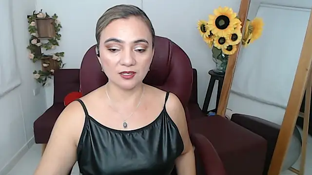 Snapshot of ana_milf chatting on 16, 6, 2026 ana milf online show from 16, 6, 2026