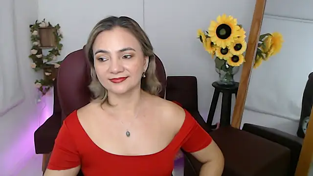 Snapshot of ana_milf chatting on 8, 7, 2026 ana milf online show from 8, 7, 2026