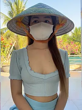 BabyThree  online show from 24, 3, 2026