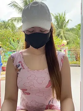 BabyThree  online show from 10, 9, 2025