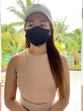 BabyThree  online show from 24, 9, 2025