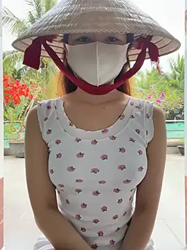 BabyThree  online show from 11, 2, 2026