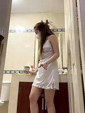 BabyThree  online show from 12, 1, 2026