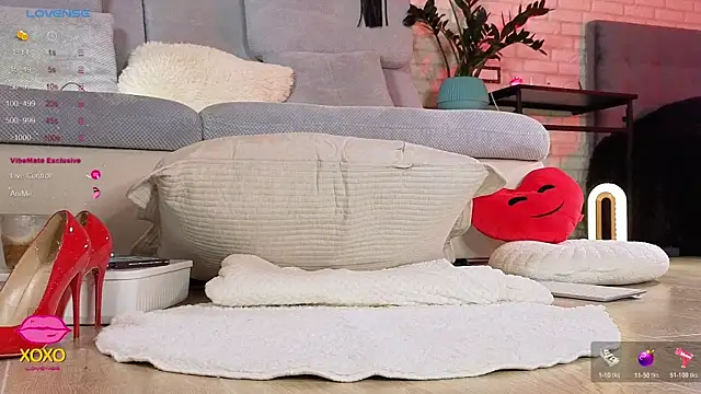 misskaassandraa online show from 22, 10, 2025