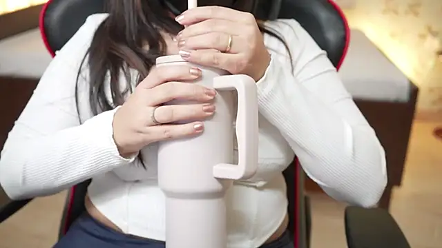 only aleesha online show from 18, 3, 2025