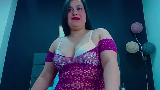 mia xx1 online show from 20, 9, 2025