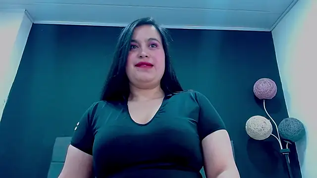 mia xx1 online show from 16, 10, 2025