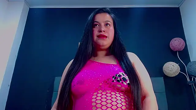 mia xx1 online show from 11, 11, 2025