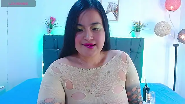 mia xx1 online show from 25, 3, 2026