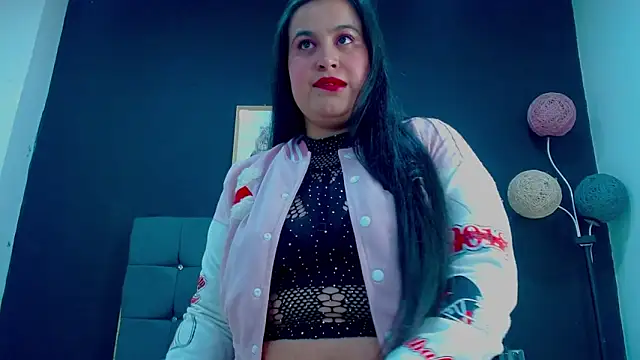 mia xx1 online show from 29, 9, 2025