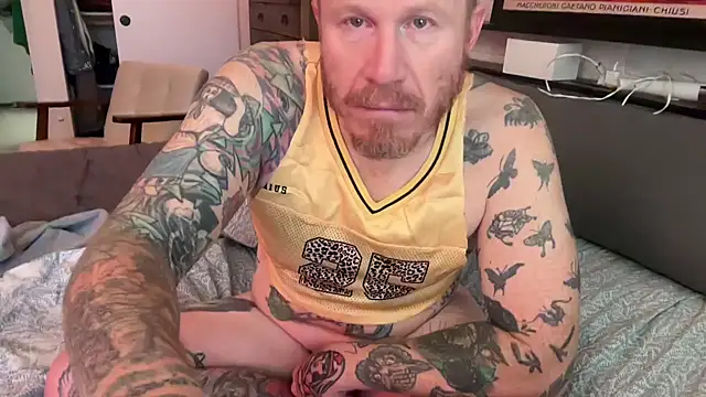 Snapshot of JeffJocc chatting on 28, 11, 2025 JeffJocc online show from 28, 11, 2025