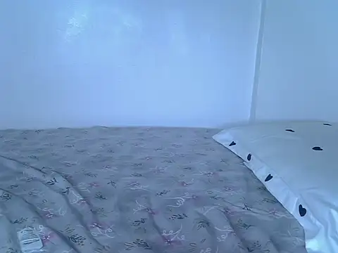 laetitia  online show from 17, 11, 2025